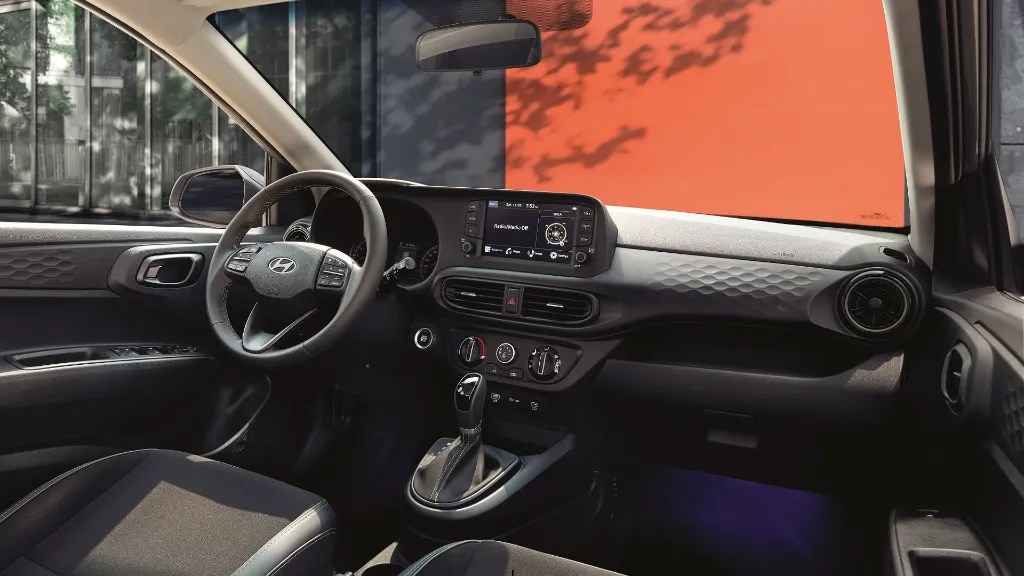 Grand i10 Interior 1920 x 1080-min.webp
